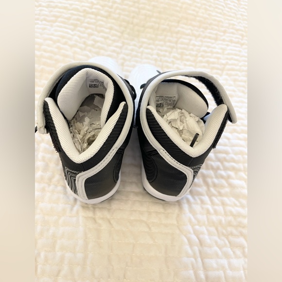 NWOB Kids UA Baseball Cleats - Picture 3 of 5